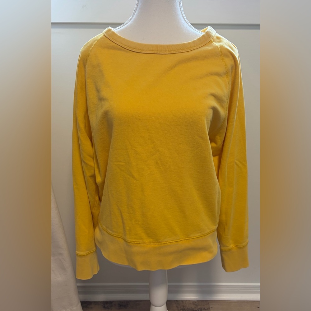 Gap - Women’s VintageSoft Raglan Sweatshirt - Yellow - Medium